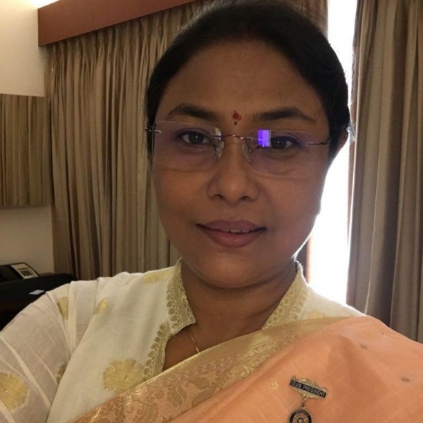 VEENA SUNIL SINHA
