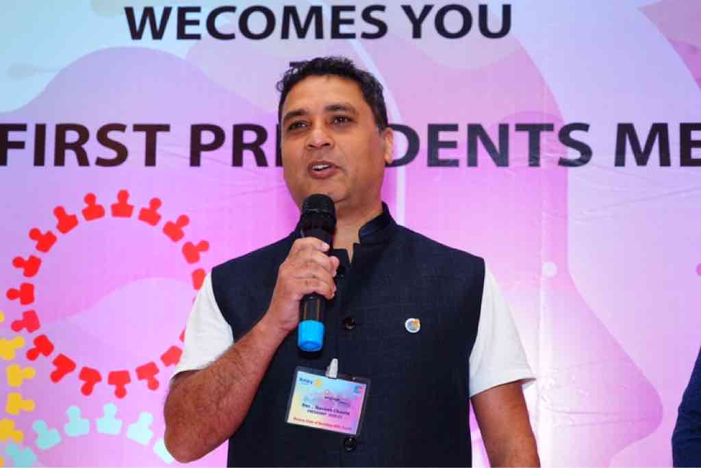 Naveen Chawla