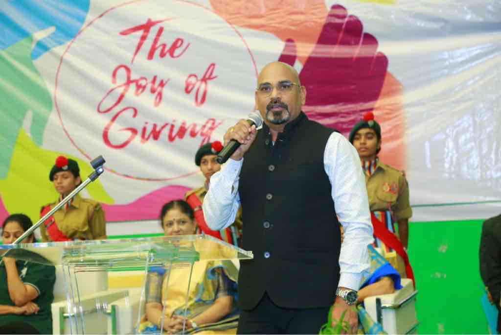 Yandamuri Venkata Giri 