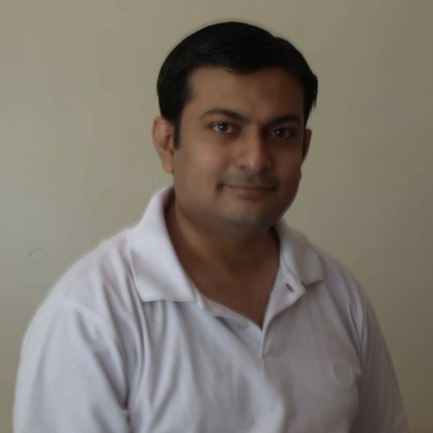 Dr Vinit Wakade