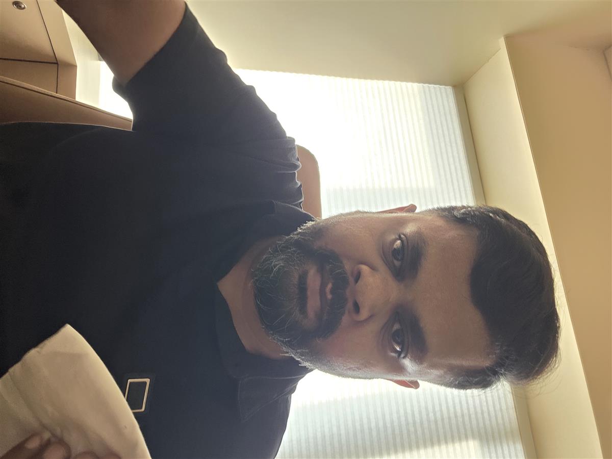 vivek gandhi