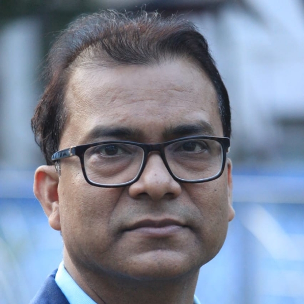 Dr Monoj Mukherjee