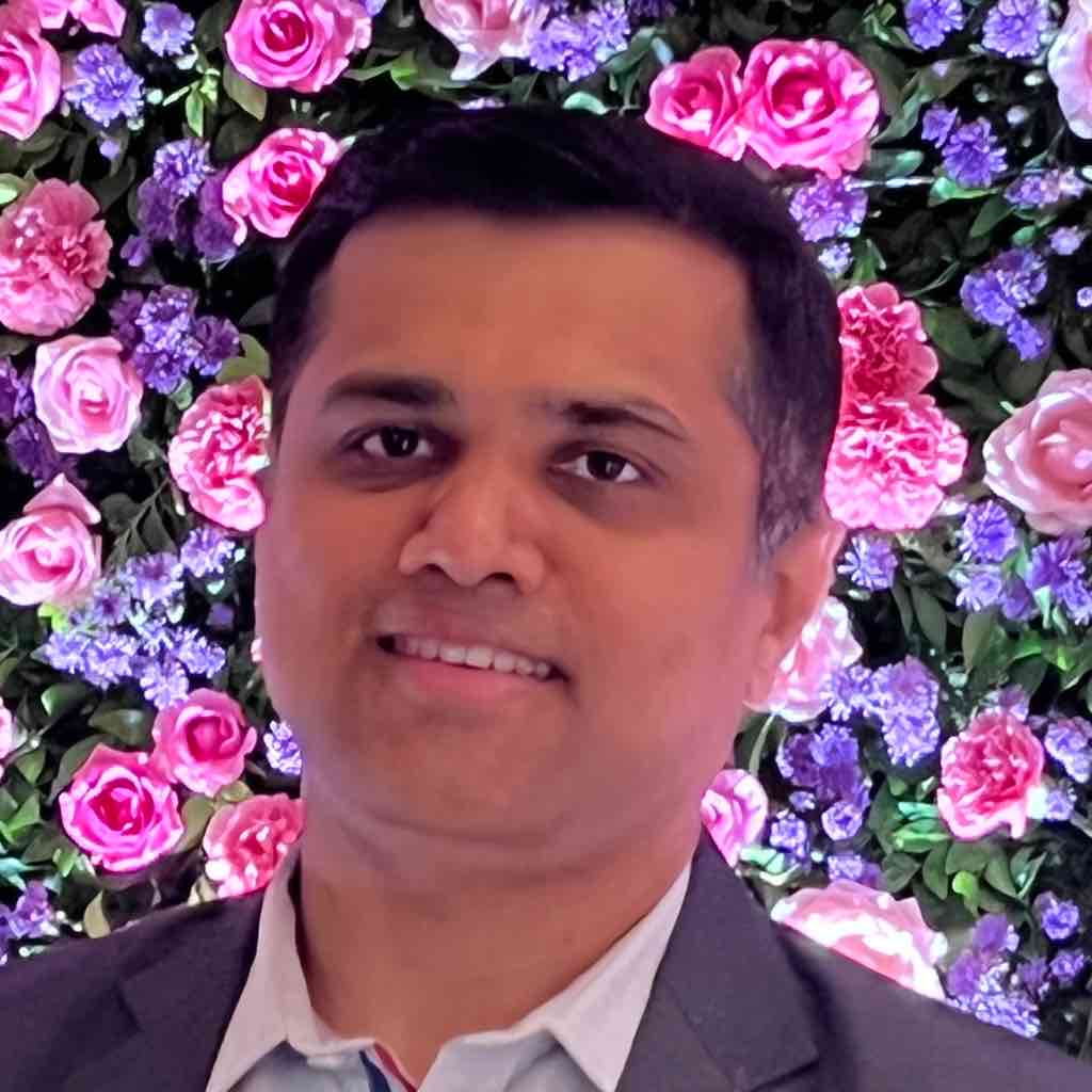 Pratik Dinesh Shah