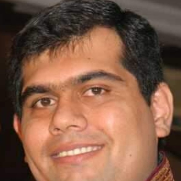 Rtesh Kapoor