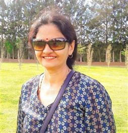 Mrs. Archana Khale