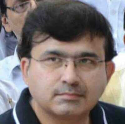 Dr. Abhishek  Golwara