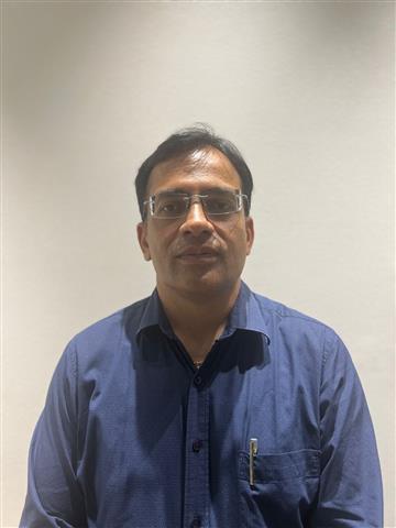 Dr. Amit  Singhvi