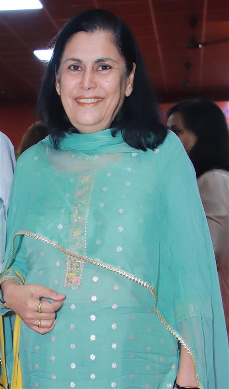 Dr. Anita  Singh