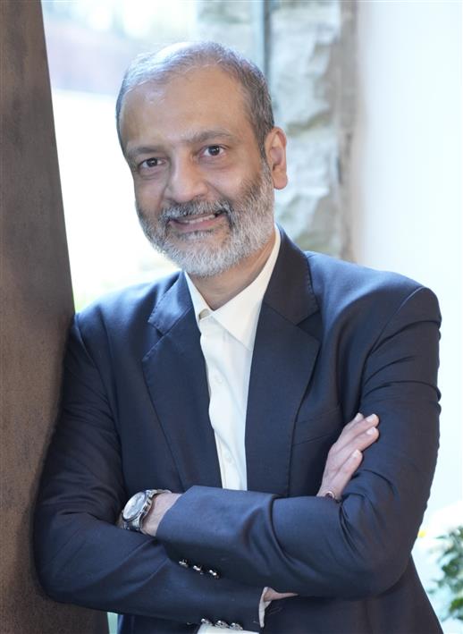 Huzaifa Khorakiwala  