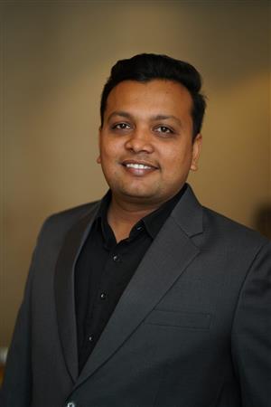 Dhruvik Shah