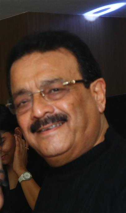 Dinesh Mehra