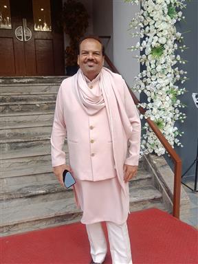 Rakesh M Shah