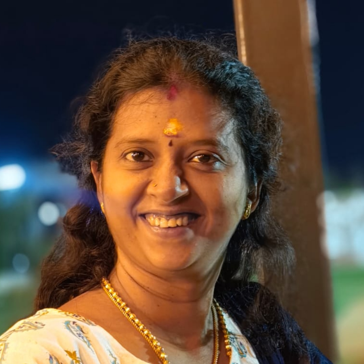 R Nishadevi