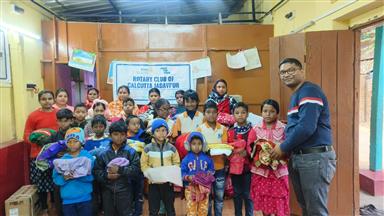 Old warm cloth distribution at Sarenga, Bankura