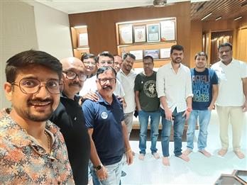 weekly meeting 1044