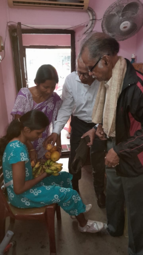 Jayas treatment by our Rotarian Dr Ashish 