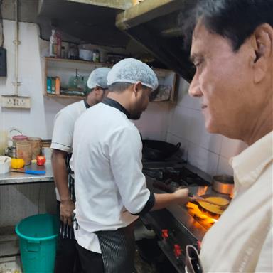 Vocational training to cooks