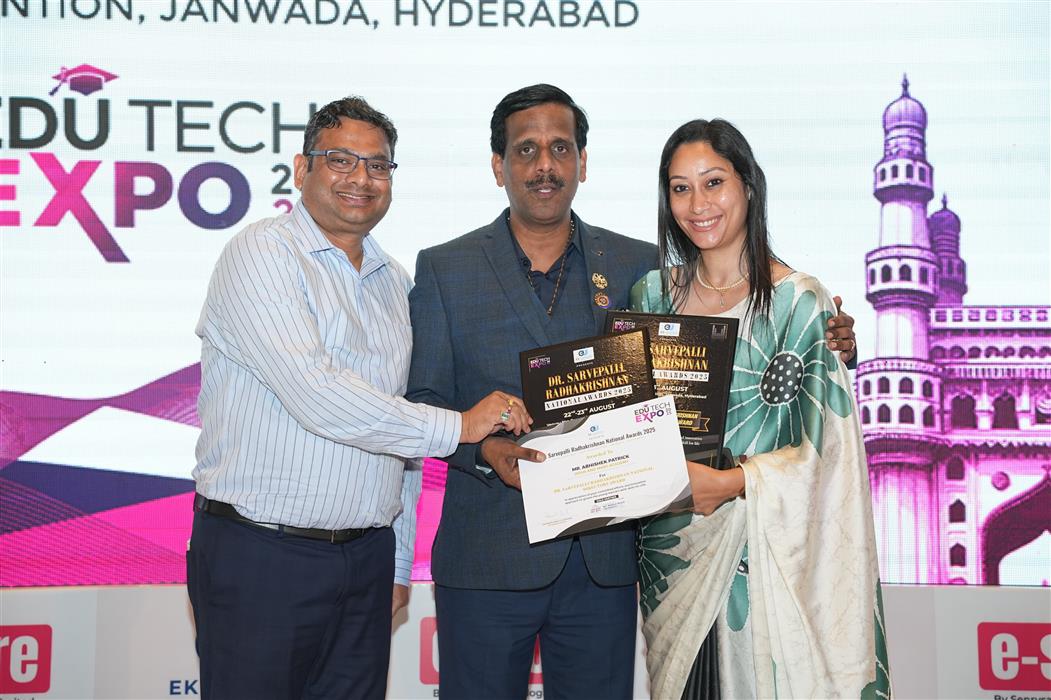 VOCATIONAL AWARD FOR EMINENT EDUCATIONISTS