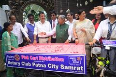 PRIVIDING A SABJI THELA TO NEEDY Self Employment