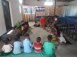 Daily mid-day meal at Chimti Toddlers School