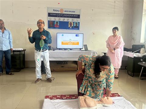 CPR Training at Tatanagar Railway Station