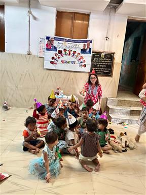 Food Distribution at Palna Ghar
