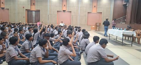 Digital Detox Awareness Session at DBMS School