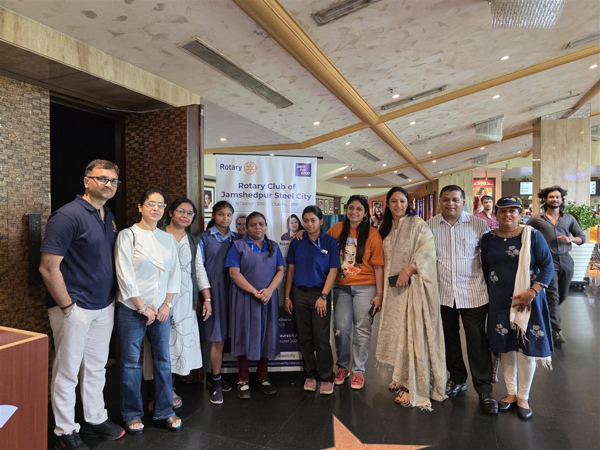 SITARE ZAMEEN PAR SCREENING FOR SCHOOL OF HOPE