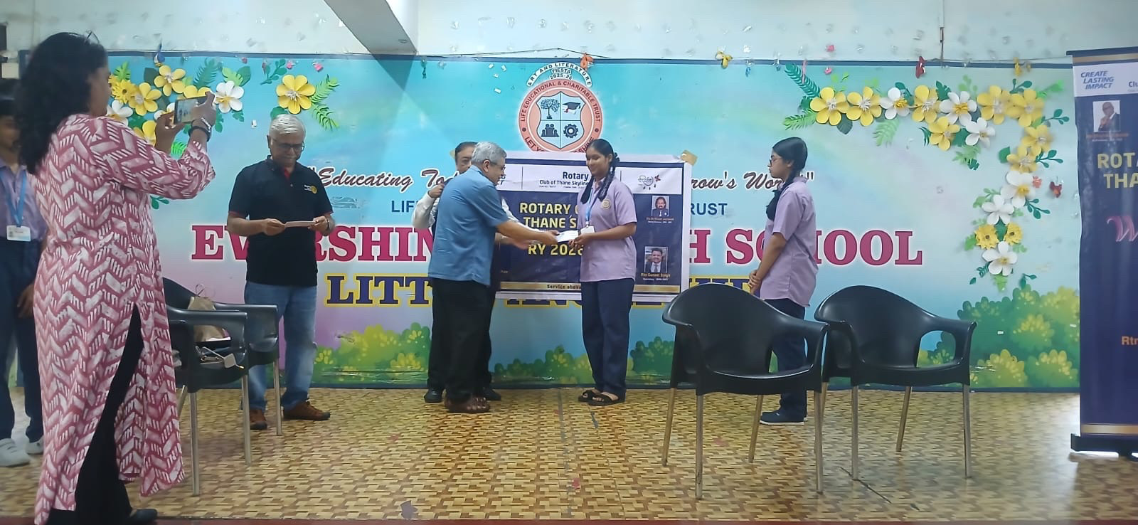 Ideal Study App Distribution in Evershine School, Kalher , Bhiwandi School in Bhiwandi