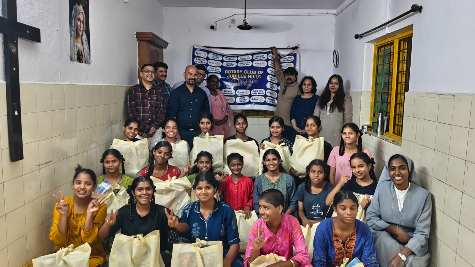School Kits  – Auxilium Navajeevana Orphanage
