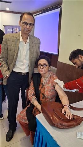 adult vaccination camp South City Complex