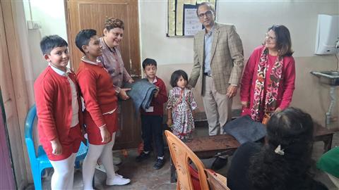 blankets for underprivileged children Bhowanipur