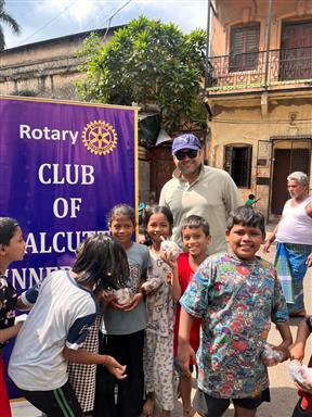 Food packet & Staples distribution at Kalighat