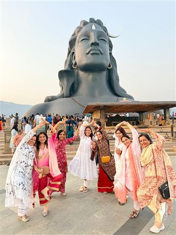 Fellowship - Visit to Sadgurus Ashram - Mini Club