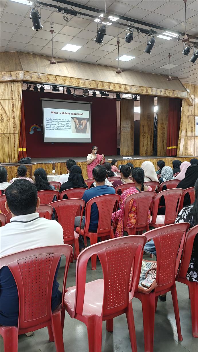 Workshop on Mobile addiction (15) : for parents
