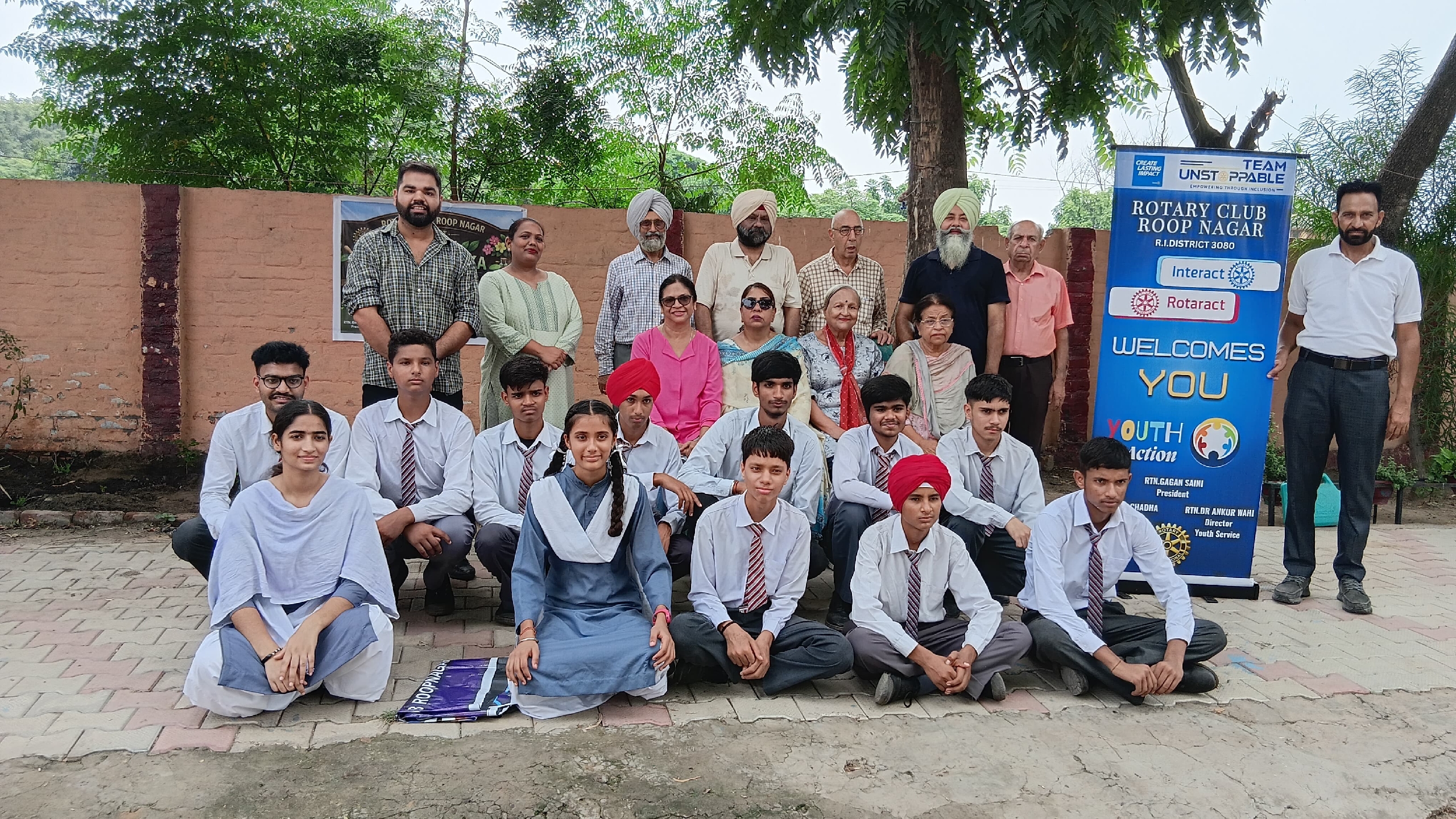 Rotary Herbal Vatika 30 Plants