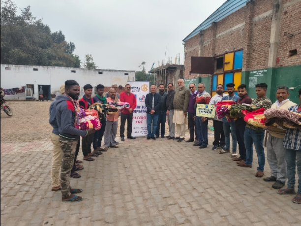 Free Blanket Distribution Camp 