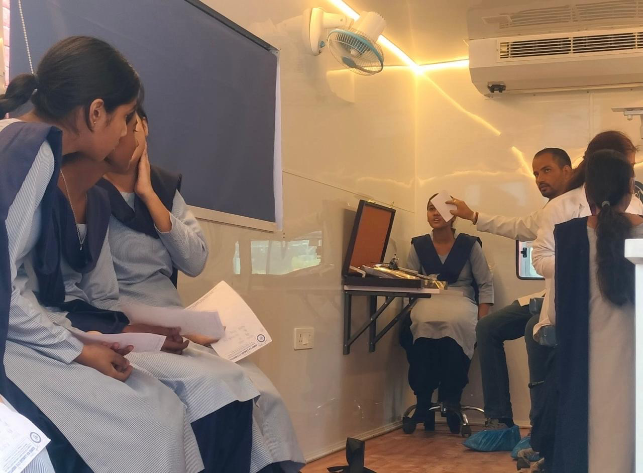Eye check up camp