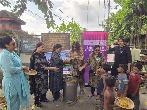 SERVING OF KHICHDI ON PITRA PAKSHA 2025