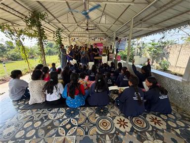 Distribution of jackets and gifts