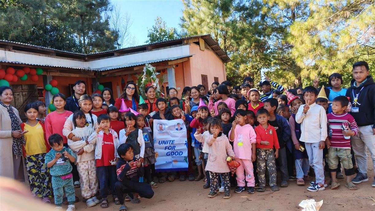 CHRISTMAS OUTREACH AT SPARK MAWLONG