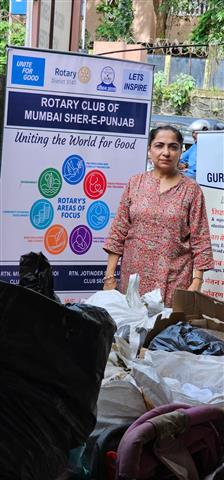 Donation to Aahar Sadan Sanstha