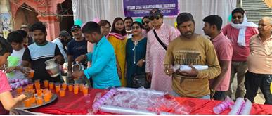 Sweet Drinking Water distributio in scorching heat