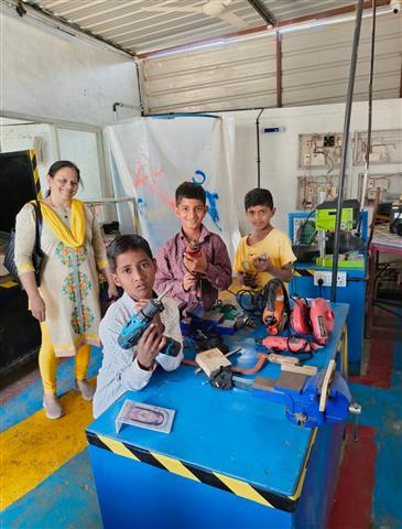 Donation to Snehavan