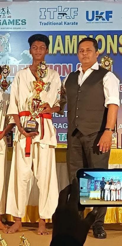 Metro Student Won Gold Medal-Karate Championship