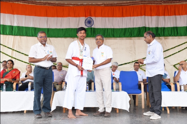 Honouring the Students of Metro School