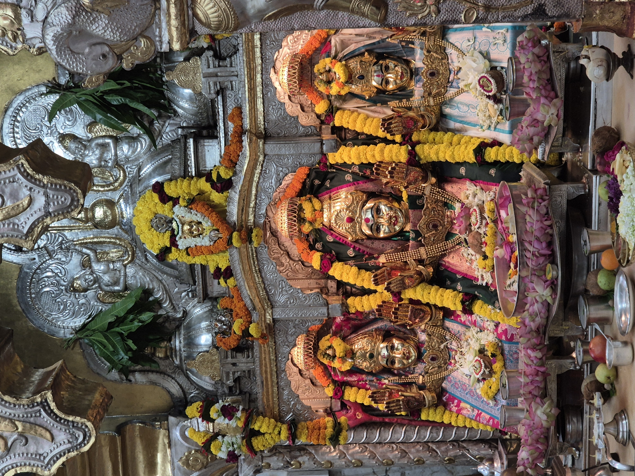 Mahalaxmi Mandir Darshan