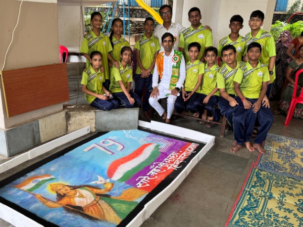 Independence Day at Hearing Impaired School 