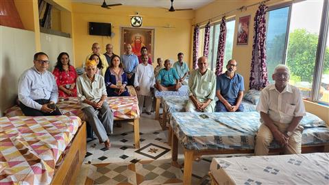 Helping Old Age home