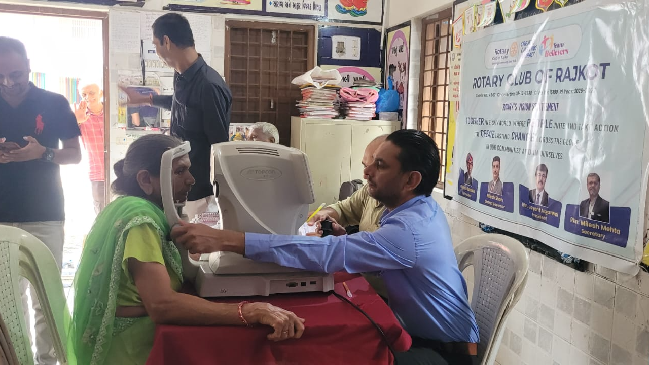 Free Eye Check up and Free Glass for those require